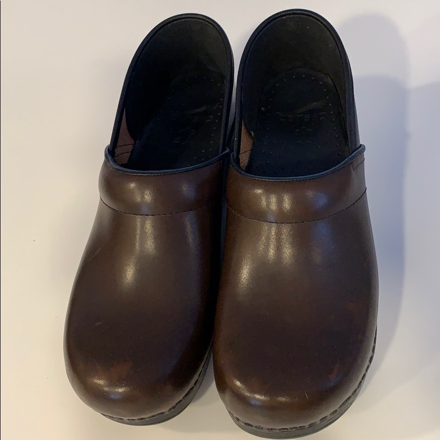 Dansko Brown Oil Clog Size 10